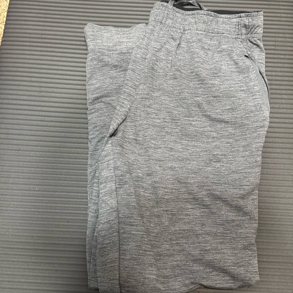 Glacier joggers